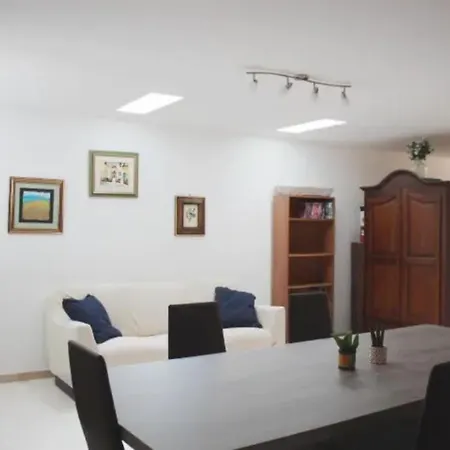 Apartament Appartamento Indipendente A Elmas A 5' Aeroporto