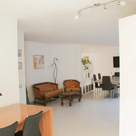Apartament Appartamento Indipendente A Elmas A 5' Aeroporto Elmas