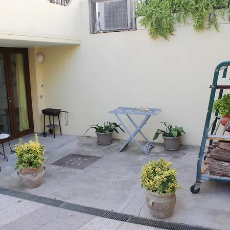 Appartamento Indipendente A Elmas A 5' Aeroporto Apartament *