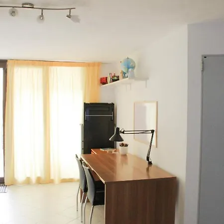 Apartament Appartamento Indipendente A Elmas A 5' Aeroporto *