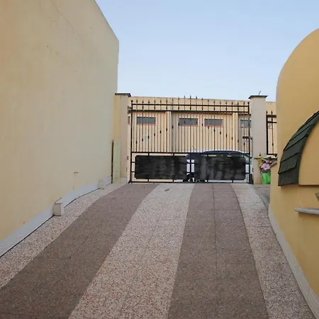 Apartment Appartamento Indipendente A Elmas A 5' Aeroporto *